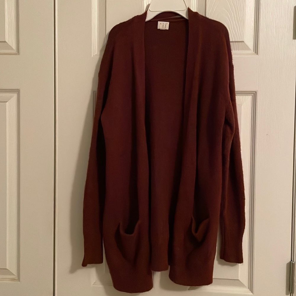 Junior’s XS oversized wine color cardigan